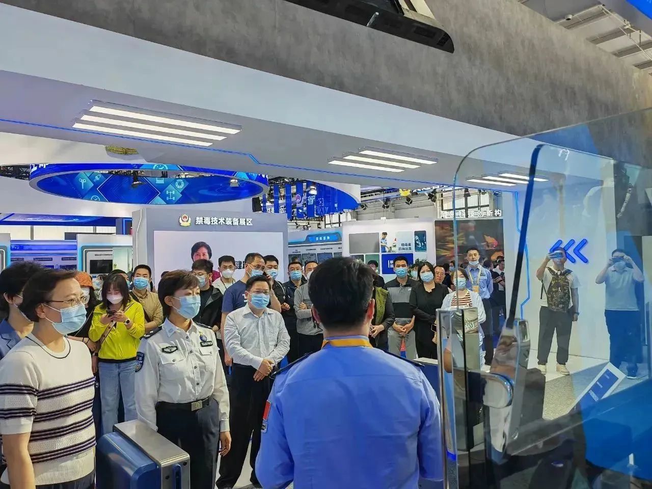 大发(中国)dafa·官方网页版,亮相第十一届中国国际警用装备博览会 用创新技术“警”上添花